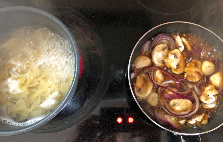 pasta-setas-cooking